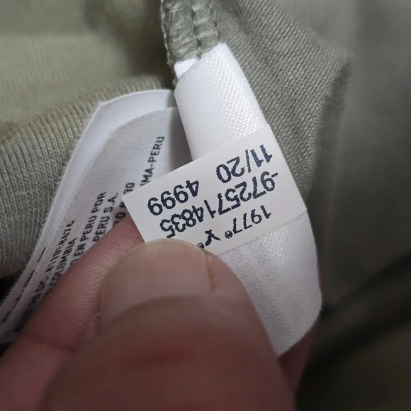 American Eagle Green Camo High Neck Cropped Tank Top Size XL - Picture 8 of 9